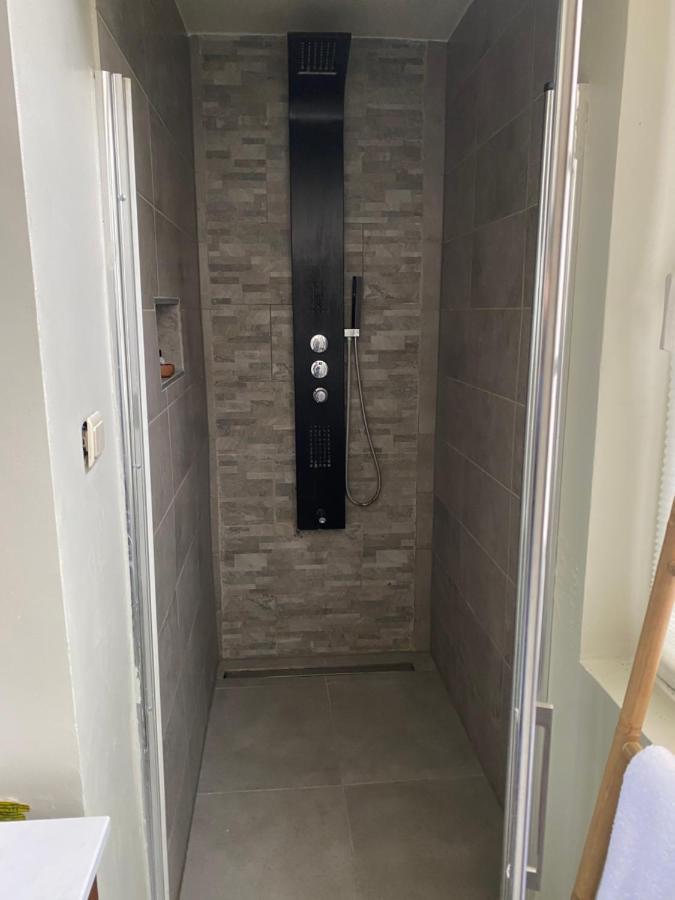 בריסל Cosyroom מראה חיצוני תמונה